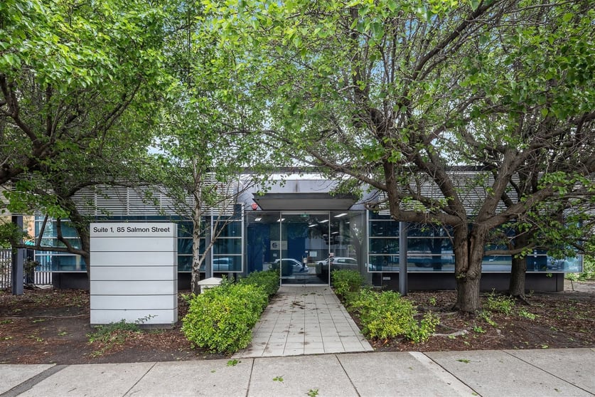 Click to view all images 1/85 Salmon Street Port Melbourne VIC 3207 - Image 1