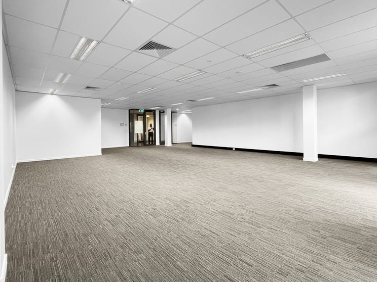 Click to view all images 4/13 Norval Court Maroochydore QLD 4558 - Image 3