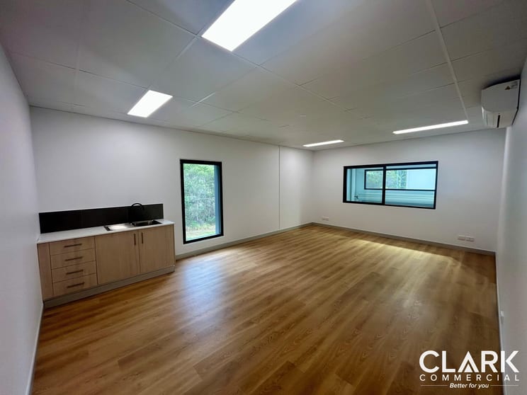 Click to view all images 10/8-10 Naves Drive Coomera QLD 4209 - Image 2