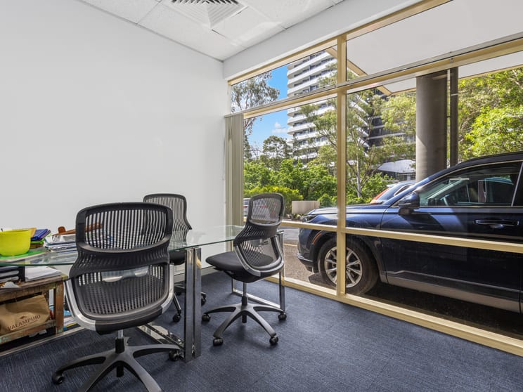 3/1 Maitland Place Norwest NSW 2153 - Image 2