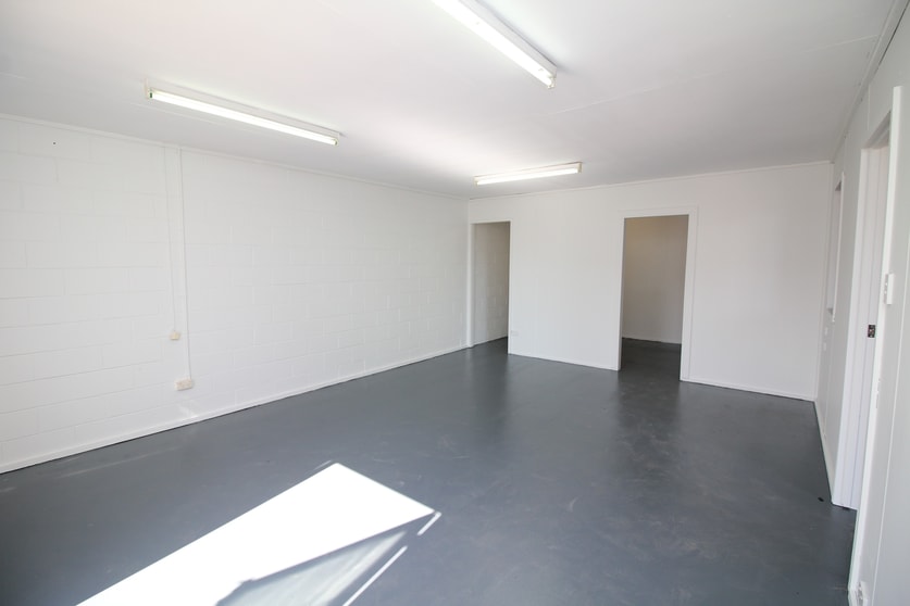 Unit 3/472 Woolcock St Garbutt QLD 4814 - Image 2