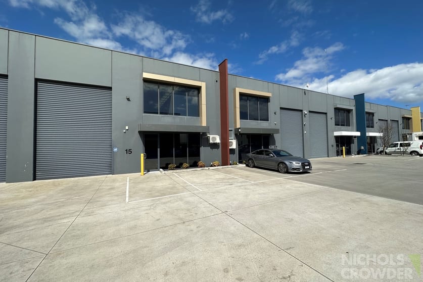 Click to view all images 15 Optic Way Carrum Downs VIC 3201 - Image 2