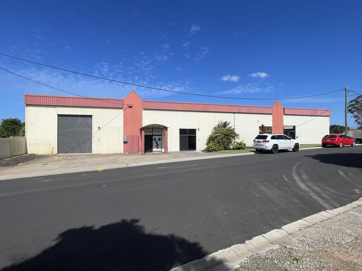 5/12 Brook Street North Toowoomba QLD 4350 - Image 2