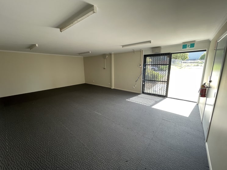 5/12 Brook Street North Toowoomba QLD 4350 - Image 3