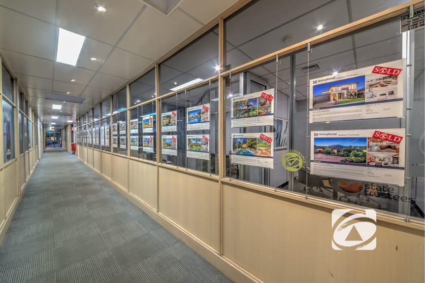 Click to view all images 4/57 High Street Berwick VIC 3806 - Image 3