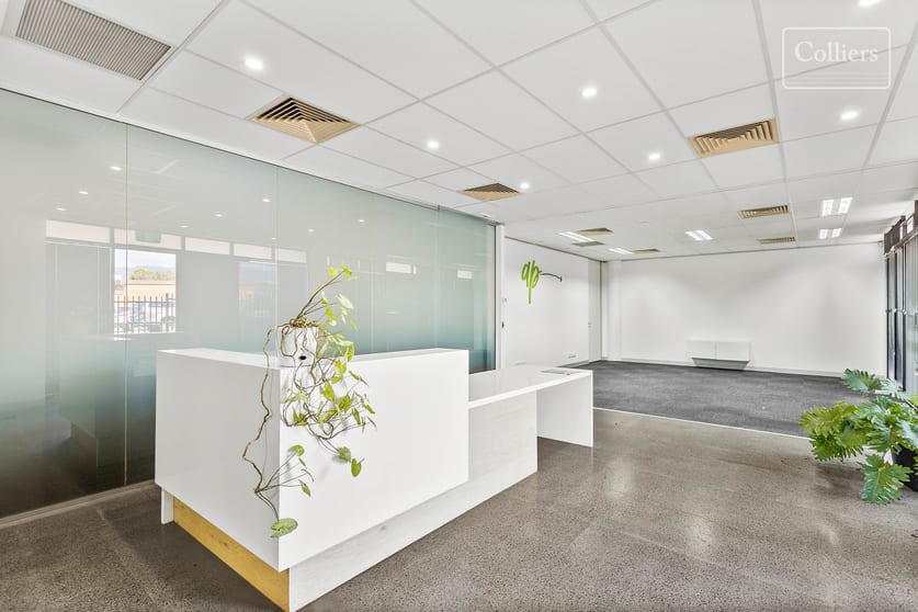 Click to view all images 4 - 6 / 151 Tongarra Road Albion Park NSW 2527 - Image 1