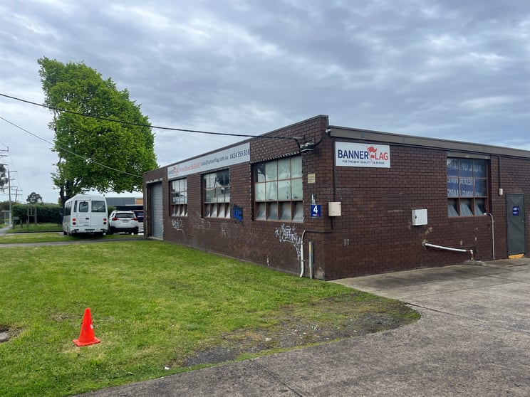 Click to view all images 1/4 Jersey Bayswater VIC 3153 - Image 2