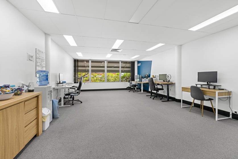 Suite 27/120 Bloomfield Street Cleveland QLD 4163 - Image 1