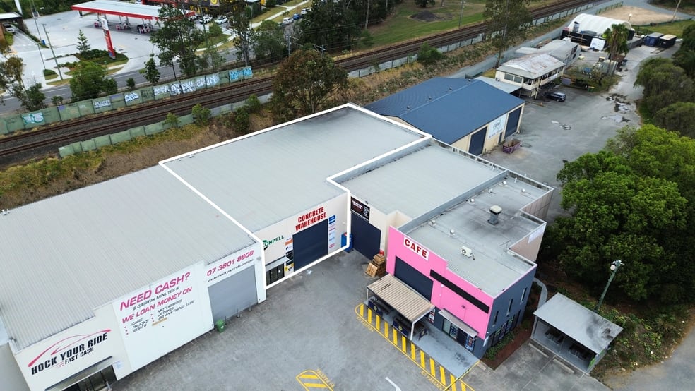 Click to view all images 4/2 Elderslie Road Yatala QLD 4207 - Image 2