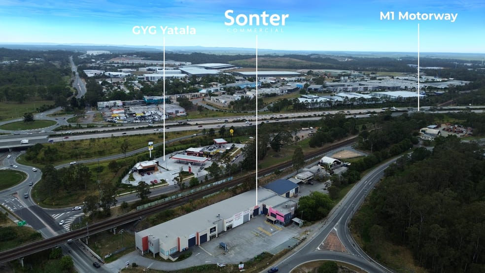 Click to view all images 4/2 Elderslie Road Yatala QLD 4207 - Image 3
