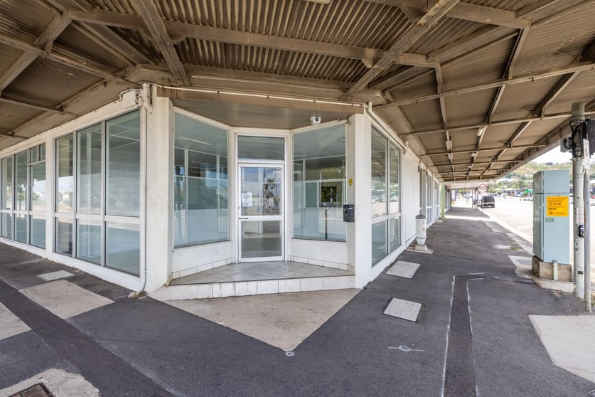 Click to view all images Suite 2, 1-9 Ingham Road West End QLD 4810 - Image 1