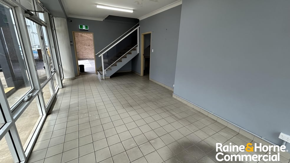 Click to view all images Unit 6/6-8 Mitchell Road Moorebank NSW 2170 - Image 2
