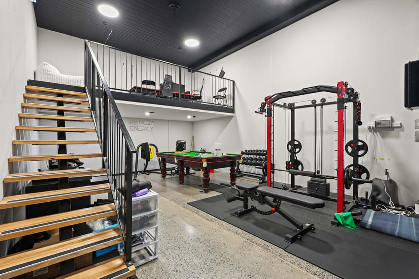 Click to view all images 36/64 Willow Avenue Springvale VIC 3171 - Image 3
