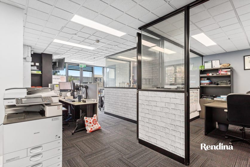 Click to view all images 9/31 Taylor Street Moonee Ponds VIC 3039 - Image 2