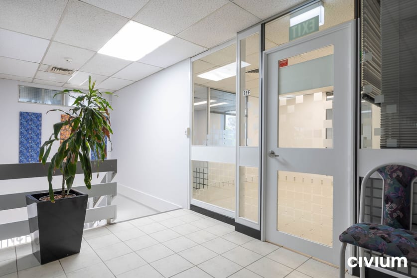 Unit 1 & 7/31-37 Townshend Street Phillip ACT 2606 - Image 2