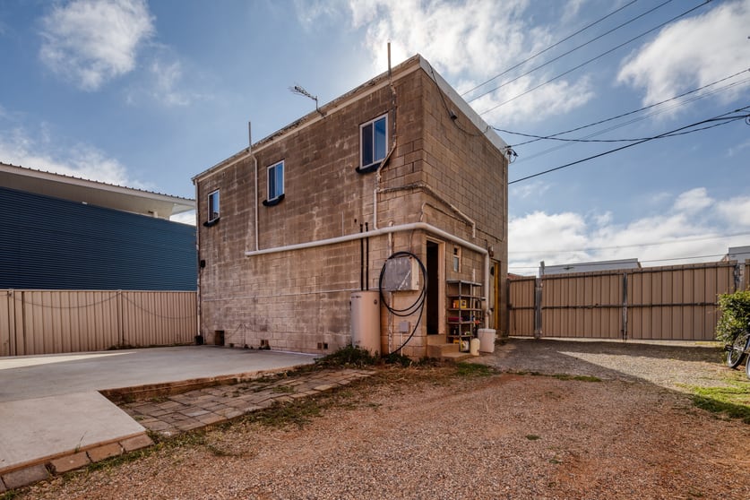 Click to view all images 19 Lyell Street Fyshwick ACT 2609 - Image 3