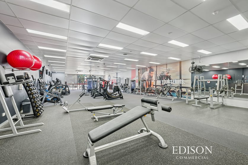 Click to view all images 2/113 High Road Willetton WA 6155 - Image 2