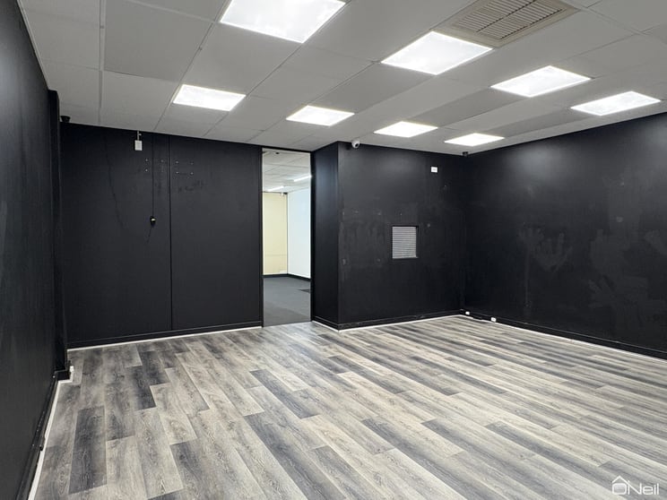 Unit 1/182 Jull Street Armadale WA 6112 - Image 3