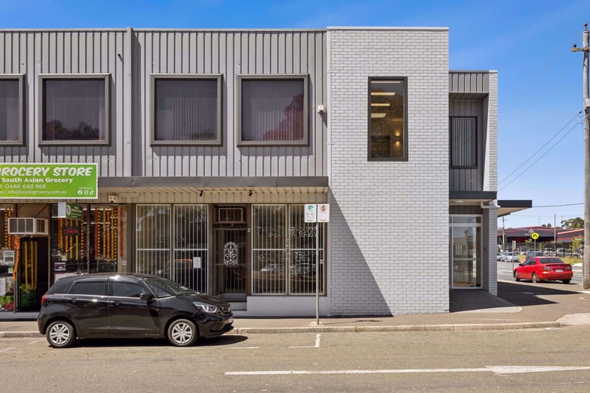 Click to view all images 67 Townshend Street Phillip ACT 2606 - Image 4