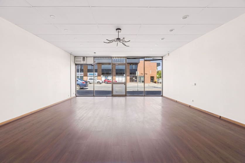 Click to view all images 67 Townshend Street Phillip ACT 2606 - Image 5