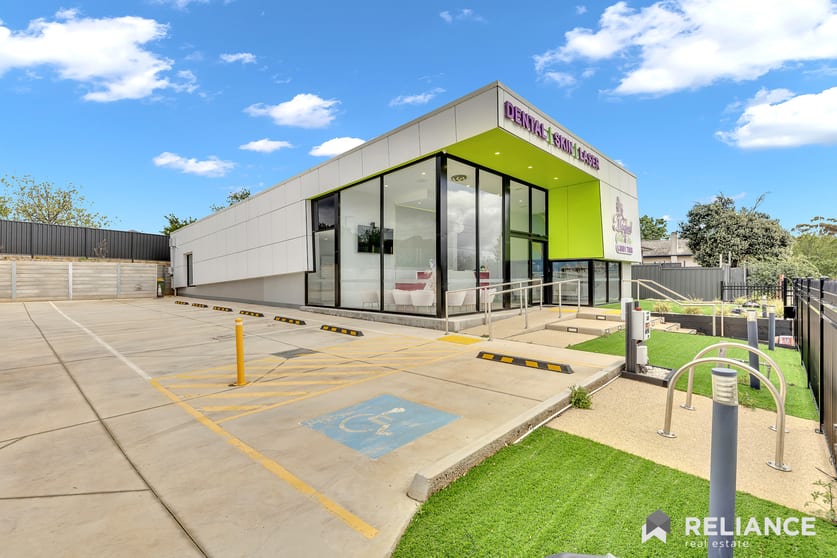 Click to view all images 83 Gisborne Road Bacchus Marsh VIC 3340 - Image 3