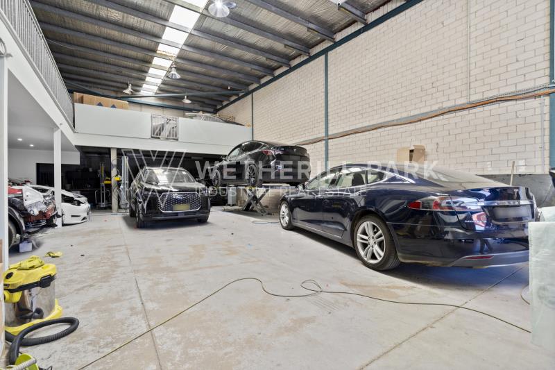 Click to view all images Wetherill Park NSW 2164 - Image 3