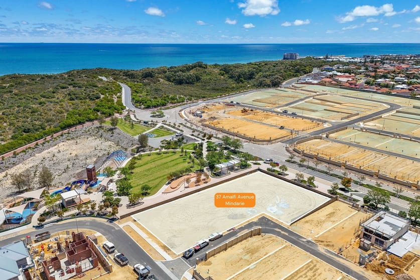 37 Amalfi Avenue Mindarie WA 6030 - Image 1