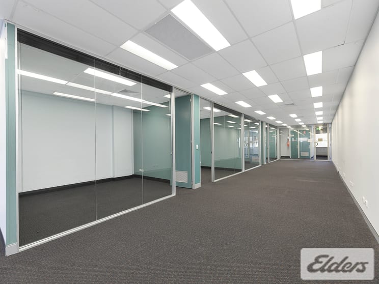 Click to view all images 449 Logan Road Greenslopes QLD 4120 - Image 3