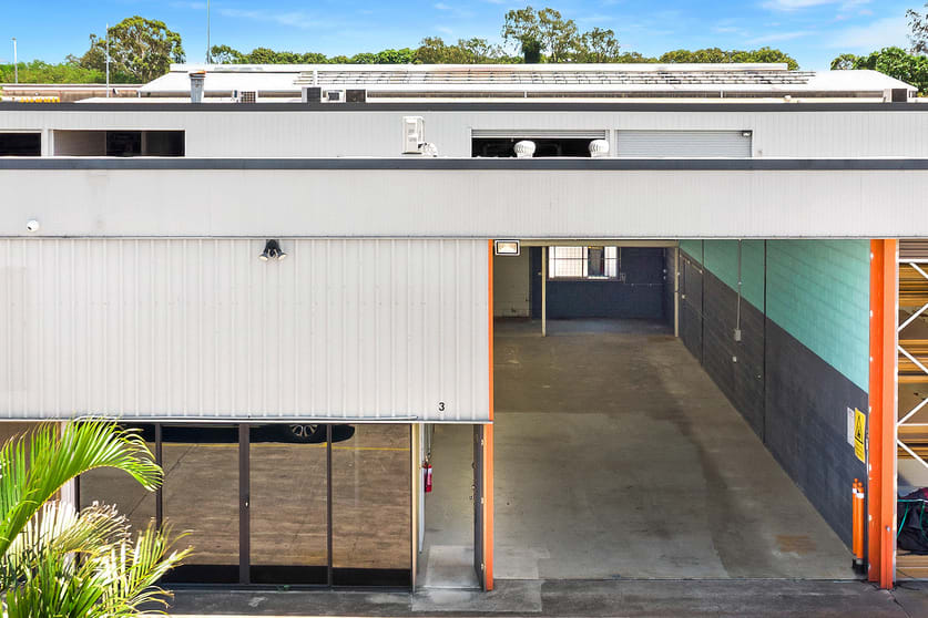 Click to view all images 3/3 Johnstone Road Brendale QLD 4500 - Image 3