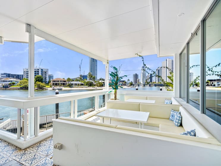 Click to view all images 58 Cavill Avenue Surfers Paradise QLD 4217 - Image 2