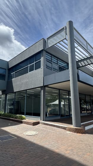 Click to view all images 1/21 Benjamin Way Belconnen ACT 2617 - Image 3