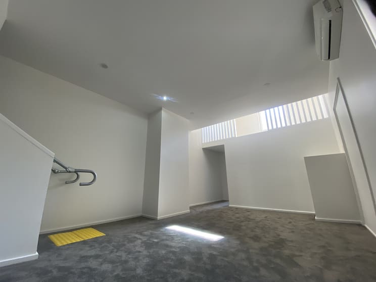 1st Floor/63 Glen Huntly Road Elwood VIC 3184 - Image 3