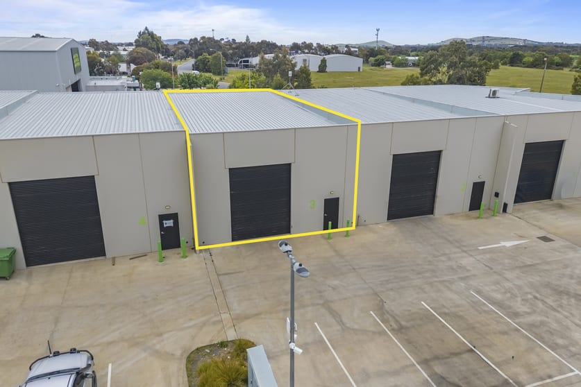 Click to view all images 3/30 Waringa Drive Mitchell Park VIC 3355 - Image 1