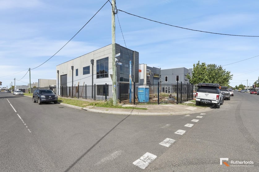 55 Balfour Avenue Sunshine North VIC 3020 - Image 3