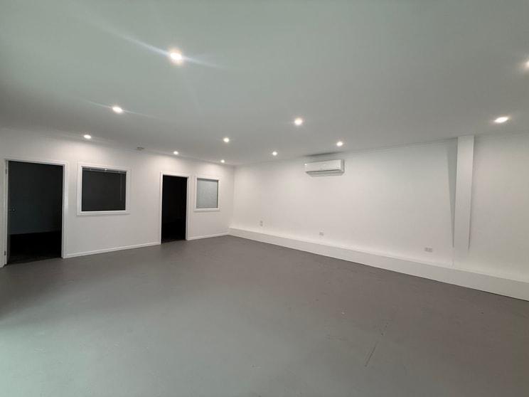 Click to view all images 5/445 Warrigal Road Moorabbin VIC 3189 - Image 2