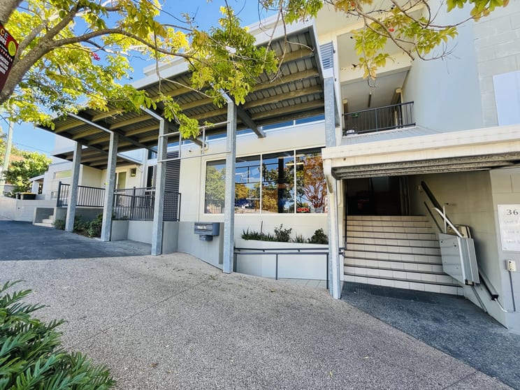 36 Tenby Street Mount Gravatt QLD 4122 - Image 1