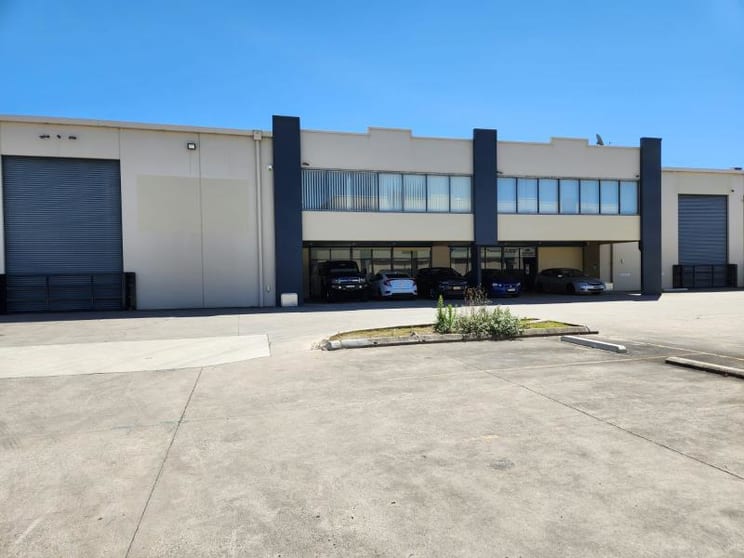 Click to view all images 62 Hume Highway Lansvale NSW 2166 - Image 1