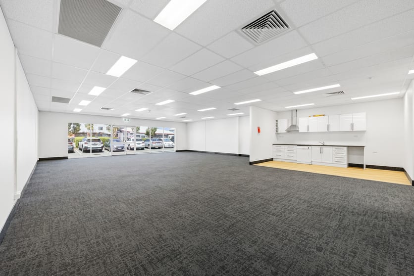 Click to view all images 8/192-194 Bannister Road Canning Vale WA 6155 - Image 1