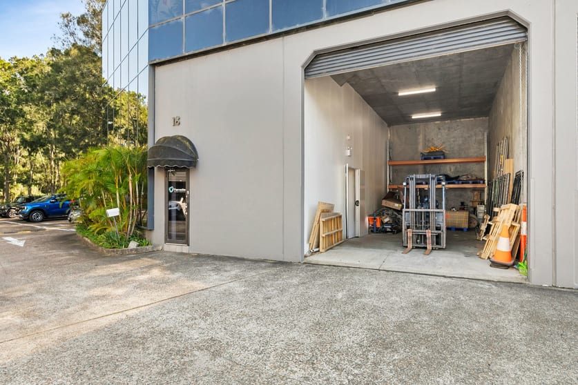 Click to view all images 18/3 Vuko Place Warriewood NSW 2102 - Image 2