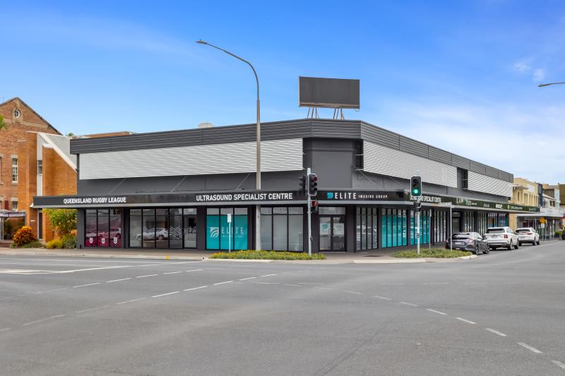 Click to view all images Level 1 Unit L/190 Bolsover Street Rockhampton City QLD 4700 - Image 1