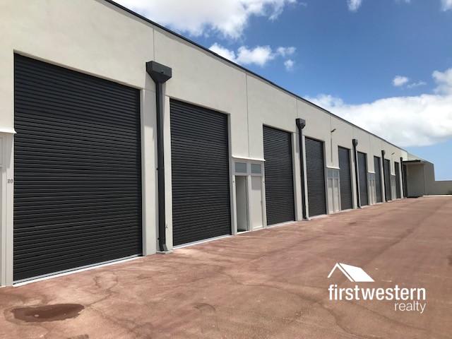 33 Deviation Way Neerabup WA 6031 - Image 2
