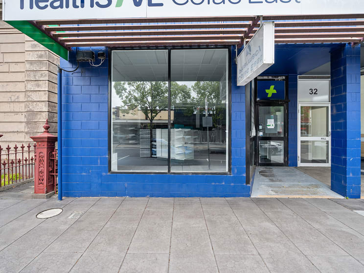 Click to view all images 30 Murray Street Colac VIC 3250 - Image 2