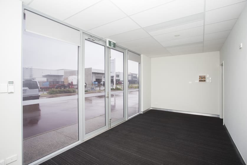 Click to view all images 13/45 Barley Place Canning Vale WA 6155 - Image 3