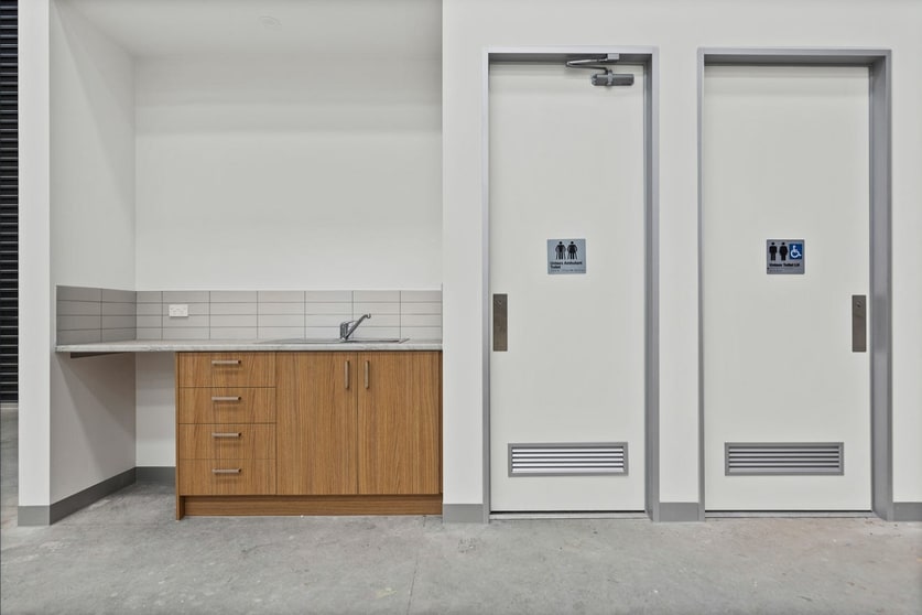 Click to view all images 61B Patch Circuit Laverton North VIC 3026 - Image 2