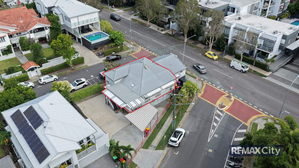 Click to view all images 24B Oxford Street Bulimba QLD 4171 - Image 1