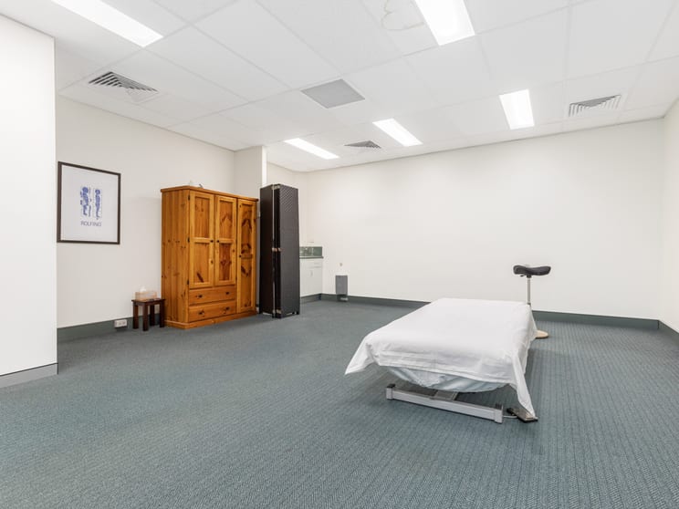 Click to view all images 26 & 27/15-17 Terminus Street Castle Hill NSW 2154 - Image 1