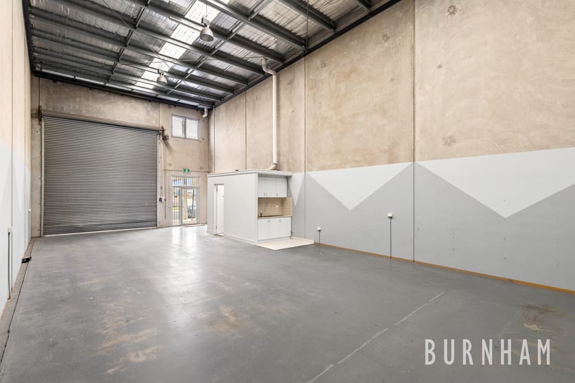 Click to view all images 2/1 Hillary Street Braybrook VIC 3019 - Image 2