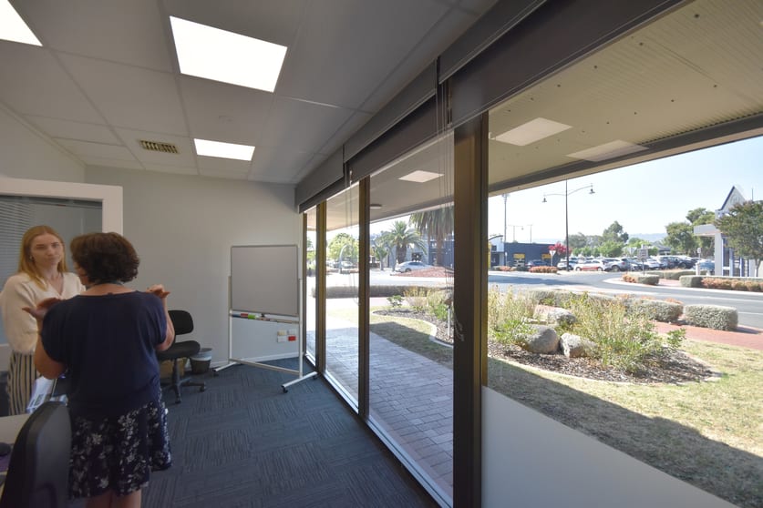 Click to view all images 4/22 Stanley Street Wodonga VIC 3690 - Image 3