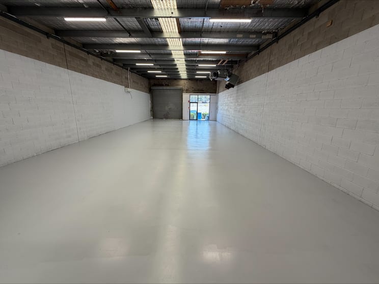 Click to view all images 4/57-59 Melverton Drive Hallam VIC 3803 - Image 2