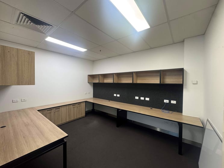13/2 Waterfront Place Robina QLD 4226 - Image 3